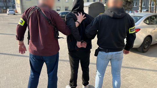 Akcja policji na Bałutach. Nie uwierzycie, co znaleźli w lodówce!