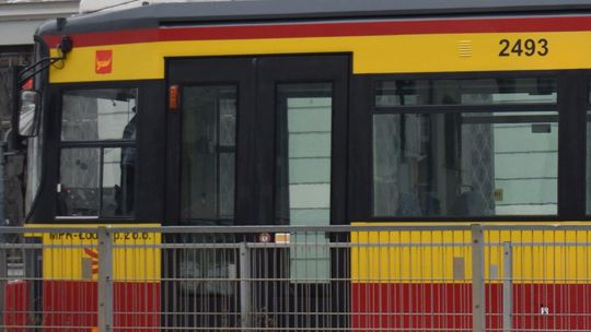 Autobusy i tramwaje MPK Łódź pojadą dłużej. Będą też dodatkowe linie
