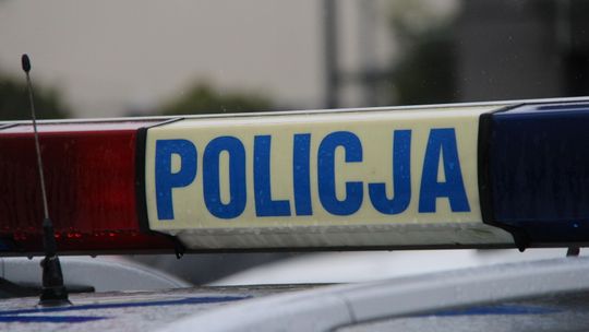 Bałuty: atak na terenie parafii. Agresywny 51-latek poturbował seniorkę i księdza!