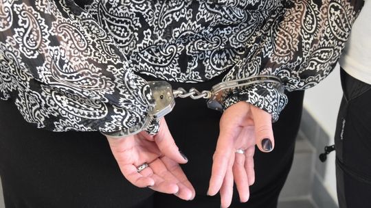 Co za bezczelność! Przelewała na własne konto cudze pieniądze!