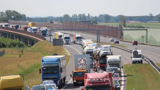 Dużo policji na autostradzie A1. Co się stało?