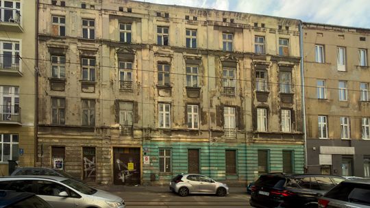 Kamienica w centrum Łodzi idzie na sprzedaż. Miasto chce za nią 6,9 mln zł