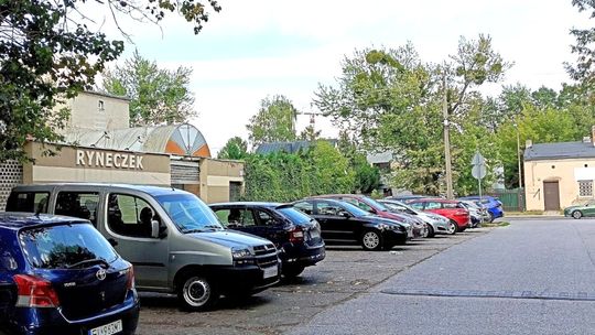 Kultowy ryneczek znika z mapy Bałut. Targowisko zamknięte na zawsze