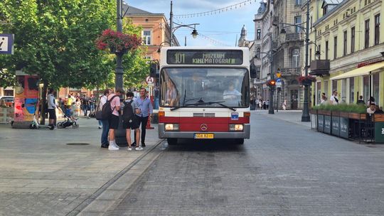 Podróż w czasie w cenie biletu. Łódzkie Linie Turystyczne wróciły na ulice. Co warto wiedzieć?