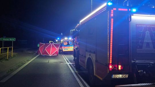 Śmiertelny wypadek w Łódzkiem. Nie żyje młoda kobieta [ZDJĘCIA]