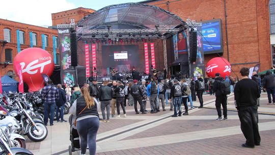 Urodzinowy weekend w Manufakturze. Zbiórka krwi, walki na poduszki i koncerty