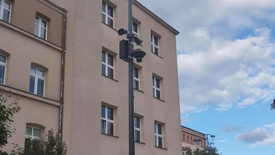 W Łodzi zawyły syreny. Służby apelują do mieszkańców