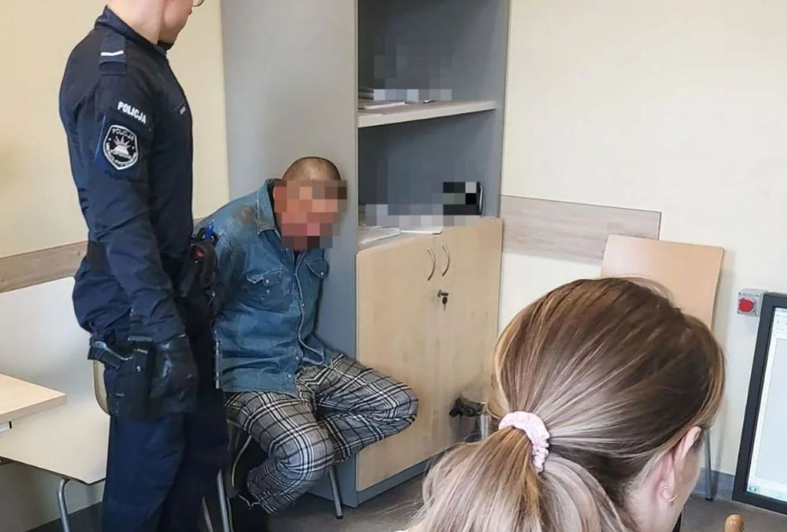 Myślał, że jest sprytny. Łodzianin przedstawił się policjantom jako... kuzyn Myślał, że jest sprytny. Łodzianin przedstawił się policjantom jako... kuzyn