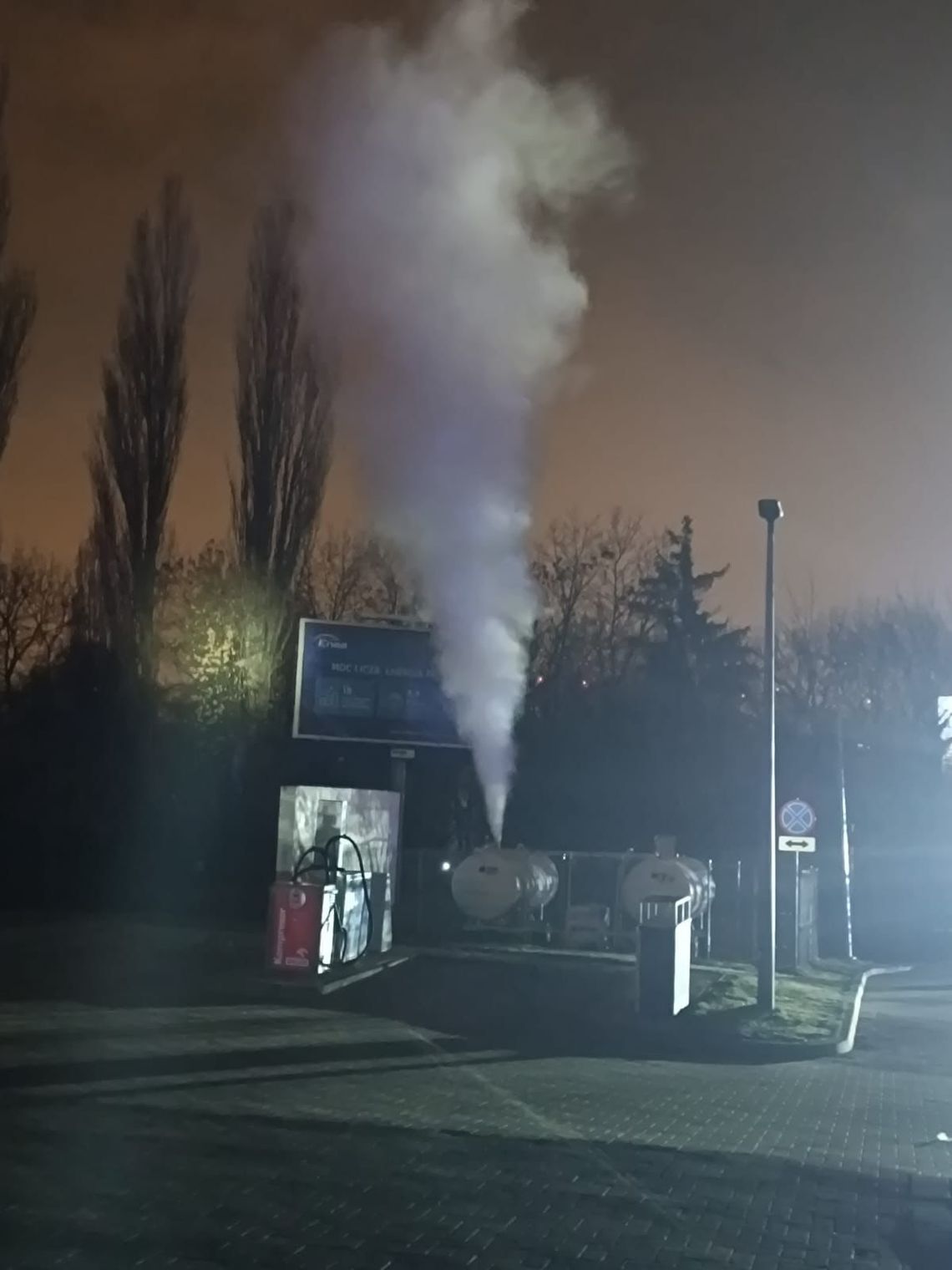 Wyciek gazu na stacji paliw w Łodzi. Ewakuowano okolicznych mieszkańców
